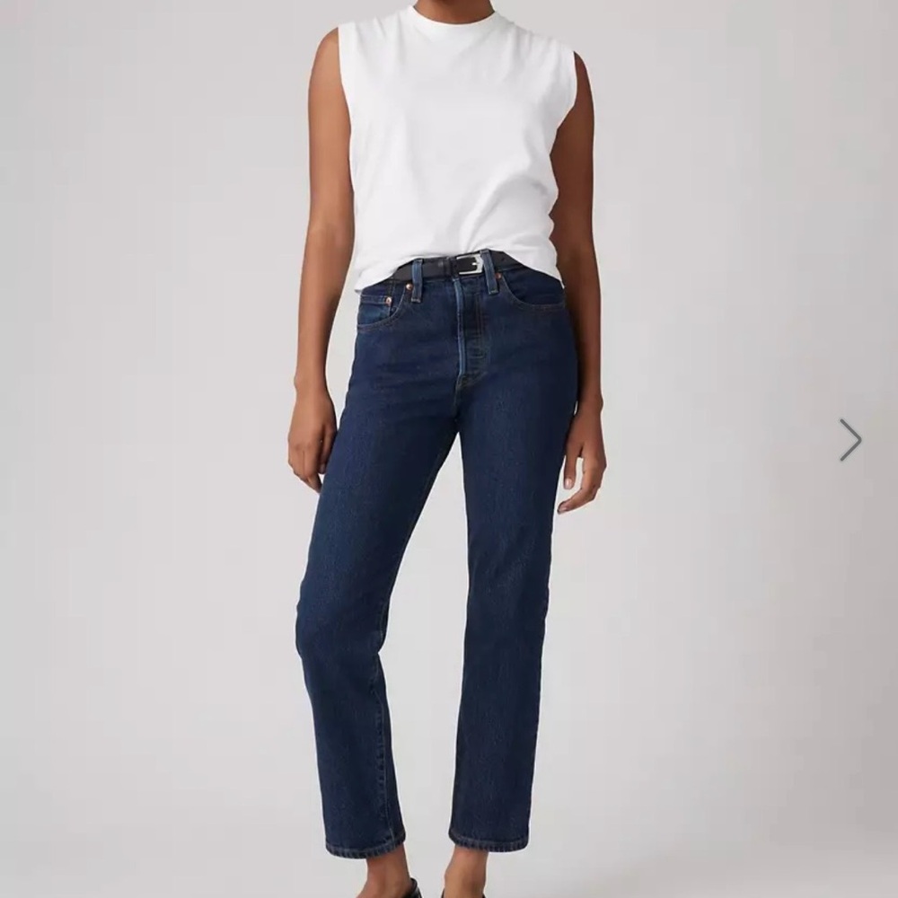 NWT! Levi's 501 Original Cropped - Salsa Dark Wash